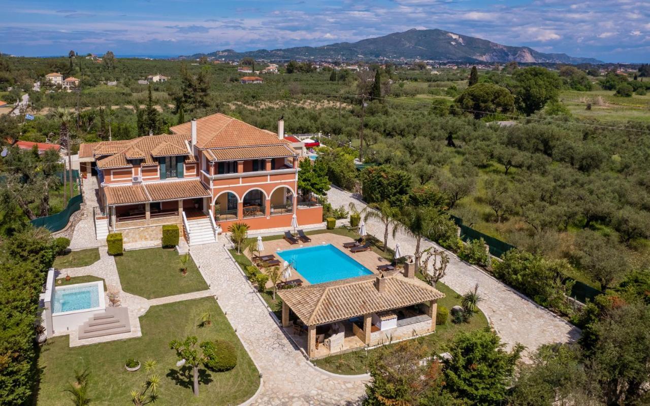 Amalthia Villa Mouzákion Exteriér fotografie