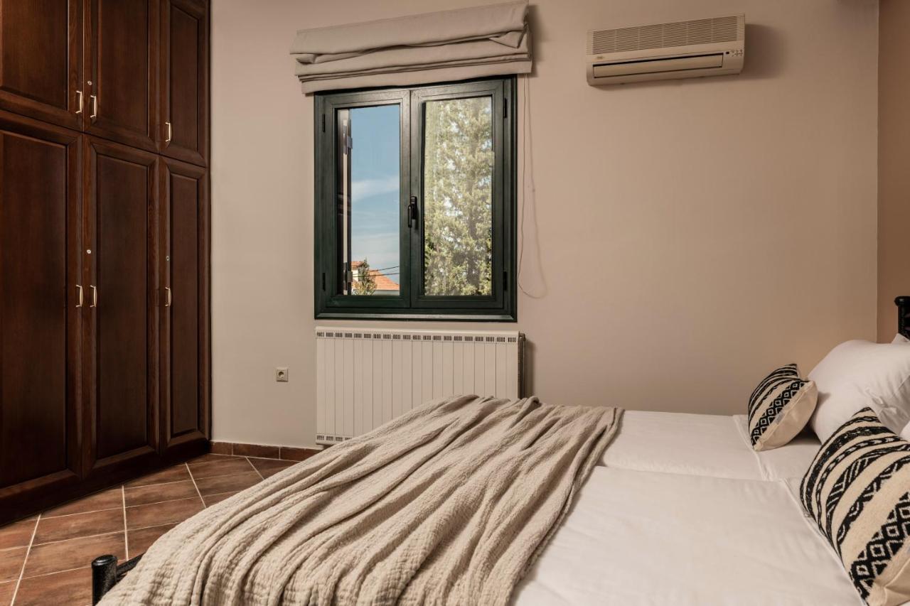 Amalthia Villa Mouzákion Exteriér fotografie